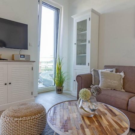Ahoi Apartment Глове Екстериор снимка