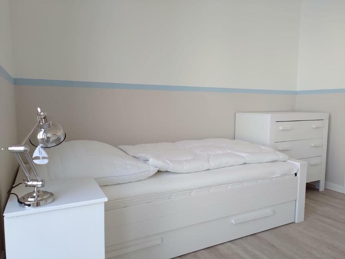 Ahoi Apartment Глове Екстериор снимка