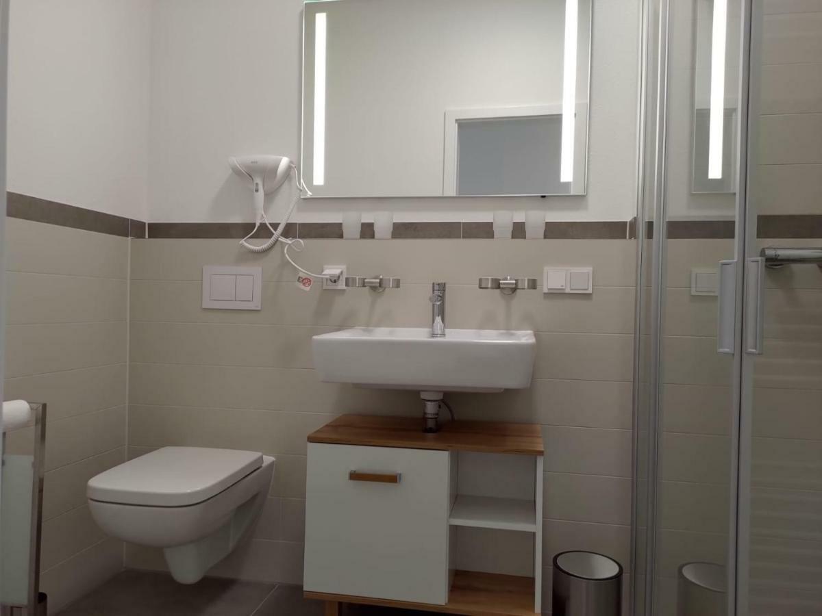 Ahoi Apartment Глове Екстериор снимка